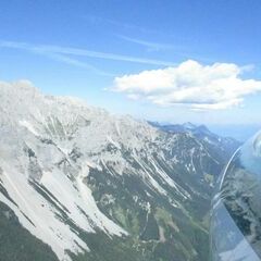 Flugwegposition um 13:26:03: Aufgenommen in der Nähe von Gemeinde Ramsau am Dachstein, 8972, Österreich in 2348 Meter